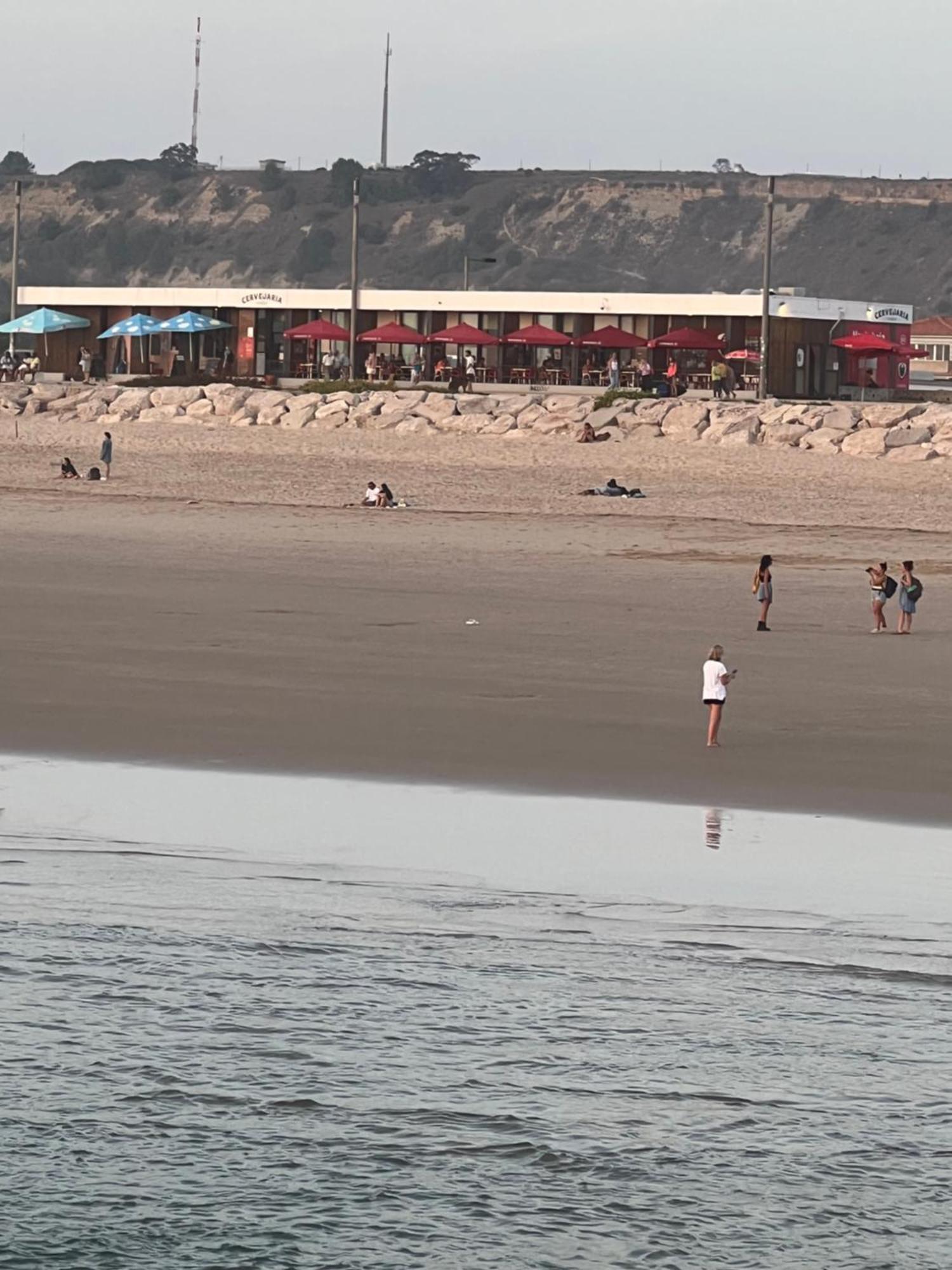 Apartamento Para Ferias 2 Minutos Da Praia Costa de Caparica Εξωτερικό φωτογραφία