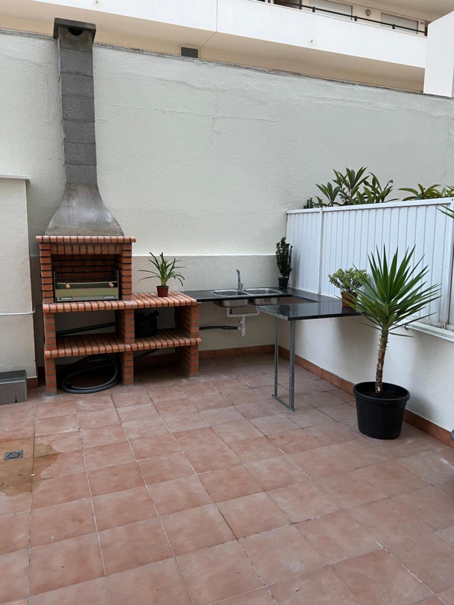 Apartamento Para Ferias 2 Minutos Da Praia Costa de Caparica Εξωτερικό φωτογραφία